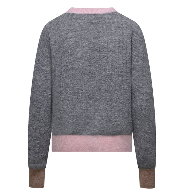 Women's long-sleeved crew neck sweater
